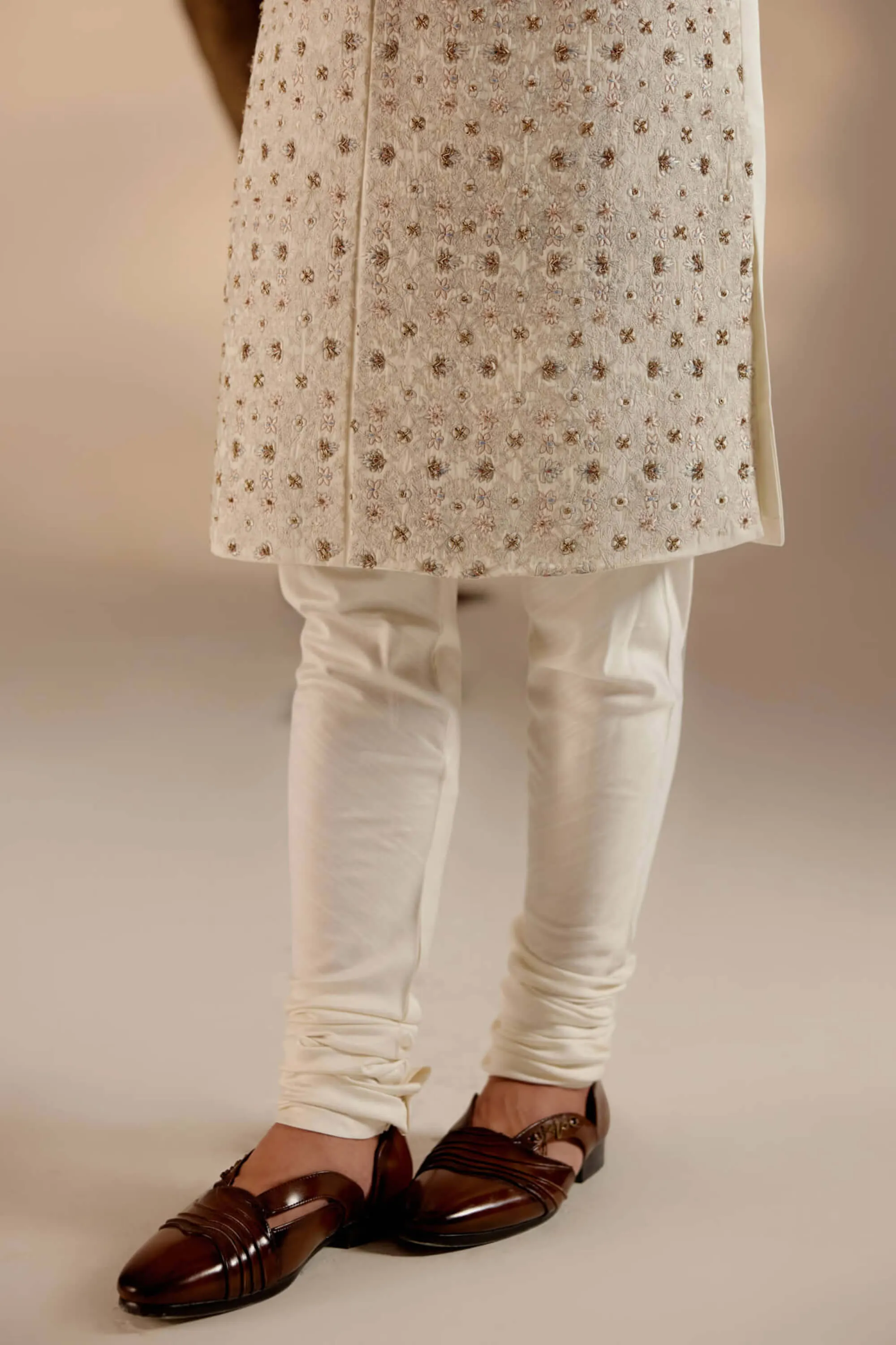 Albino white sherwani set