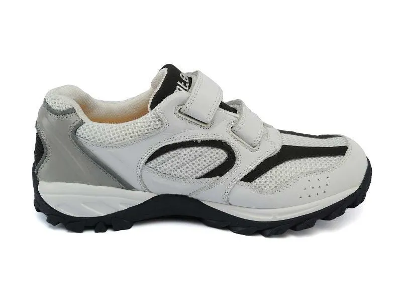 Apis 9702-V - Men's Strap Athletic Shoe