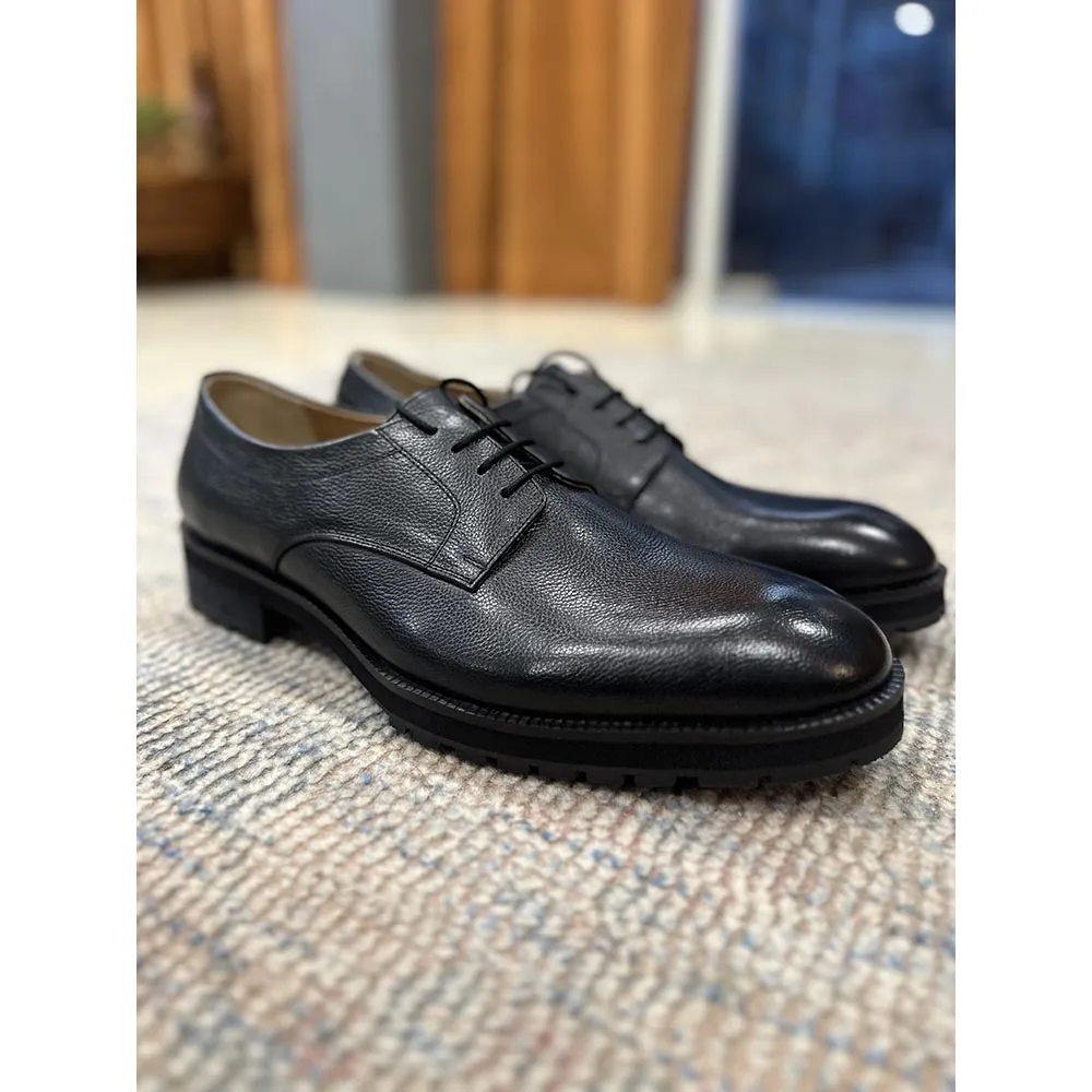 Black Mirror Glossed Milled Classic Derby With Extralight Commando Sole