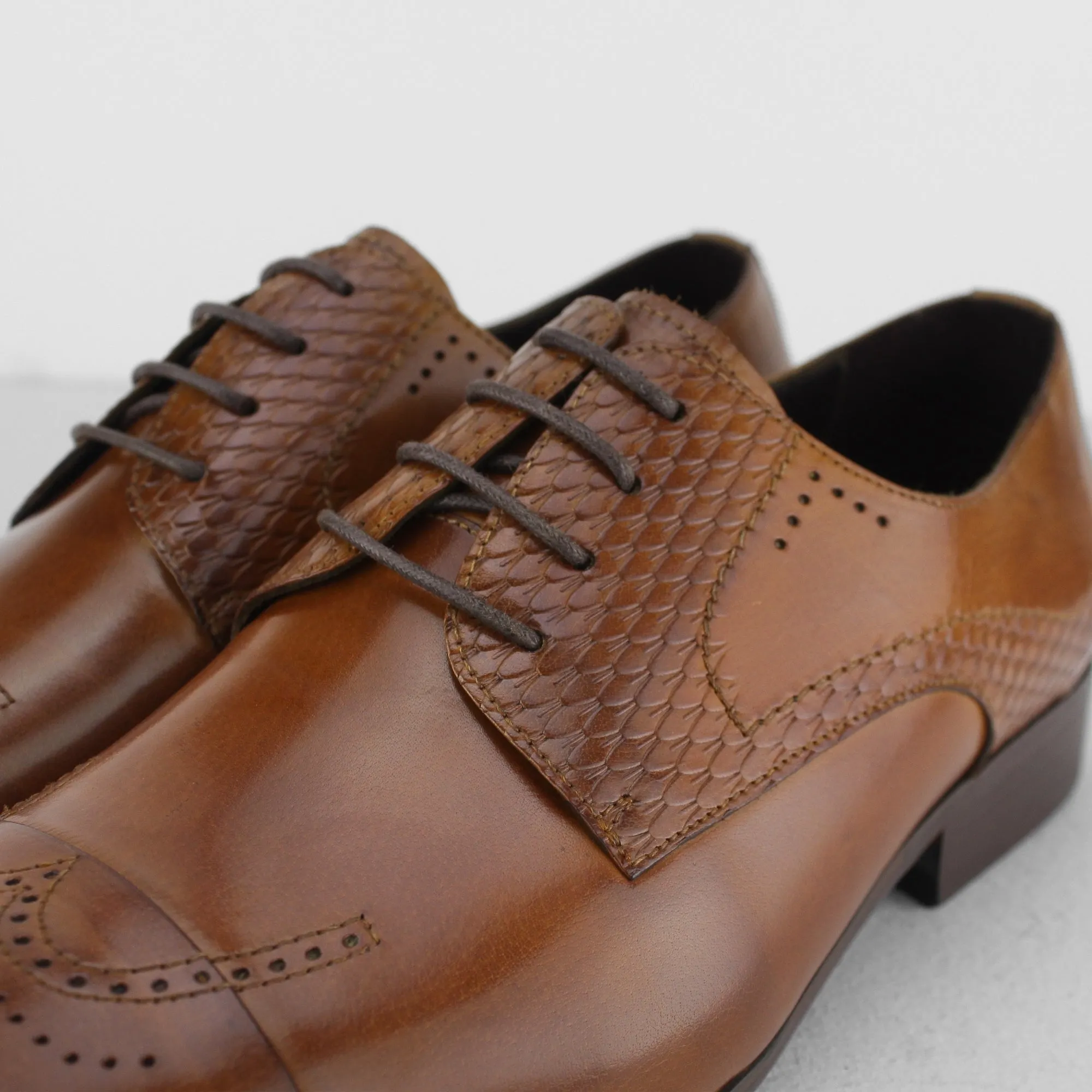 Blakeseys WYVERN Mens Leather Reptile Effect Lace Up Brogue Shoes Tan