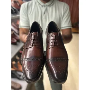 Brown Mirror Glossed Patina Captoe Derby With Medallion