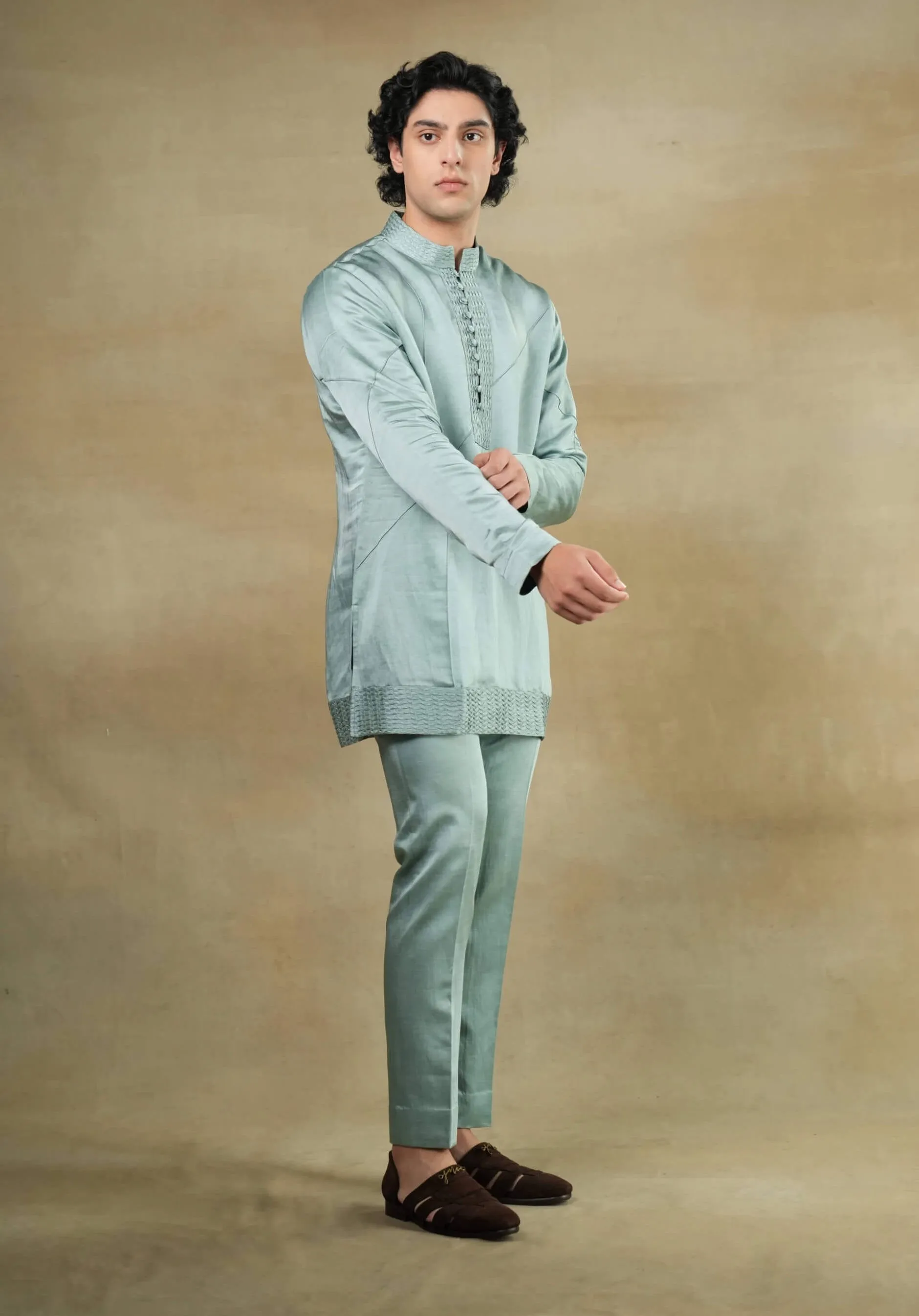 Chateau grey short kurta and trousers