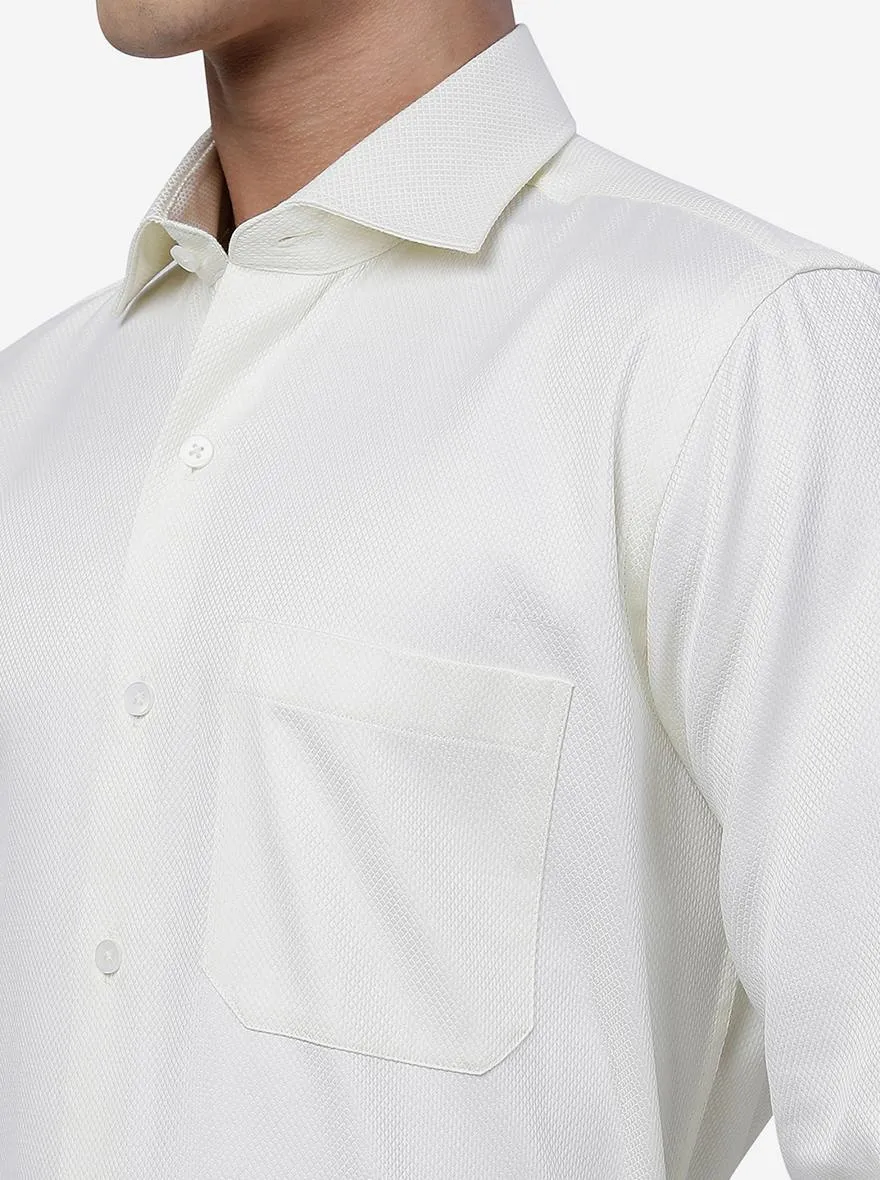 Cream Solid Slim Fit Formal Shirt | Metal