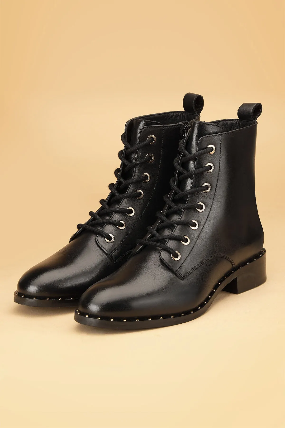 Crust Leather Black Heel Boots