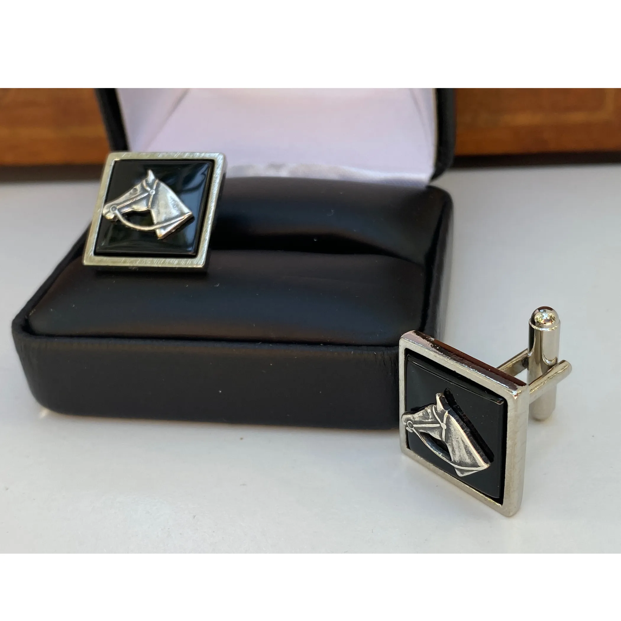 Cuff Links for Horse Lovers | Derby Day Accessory