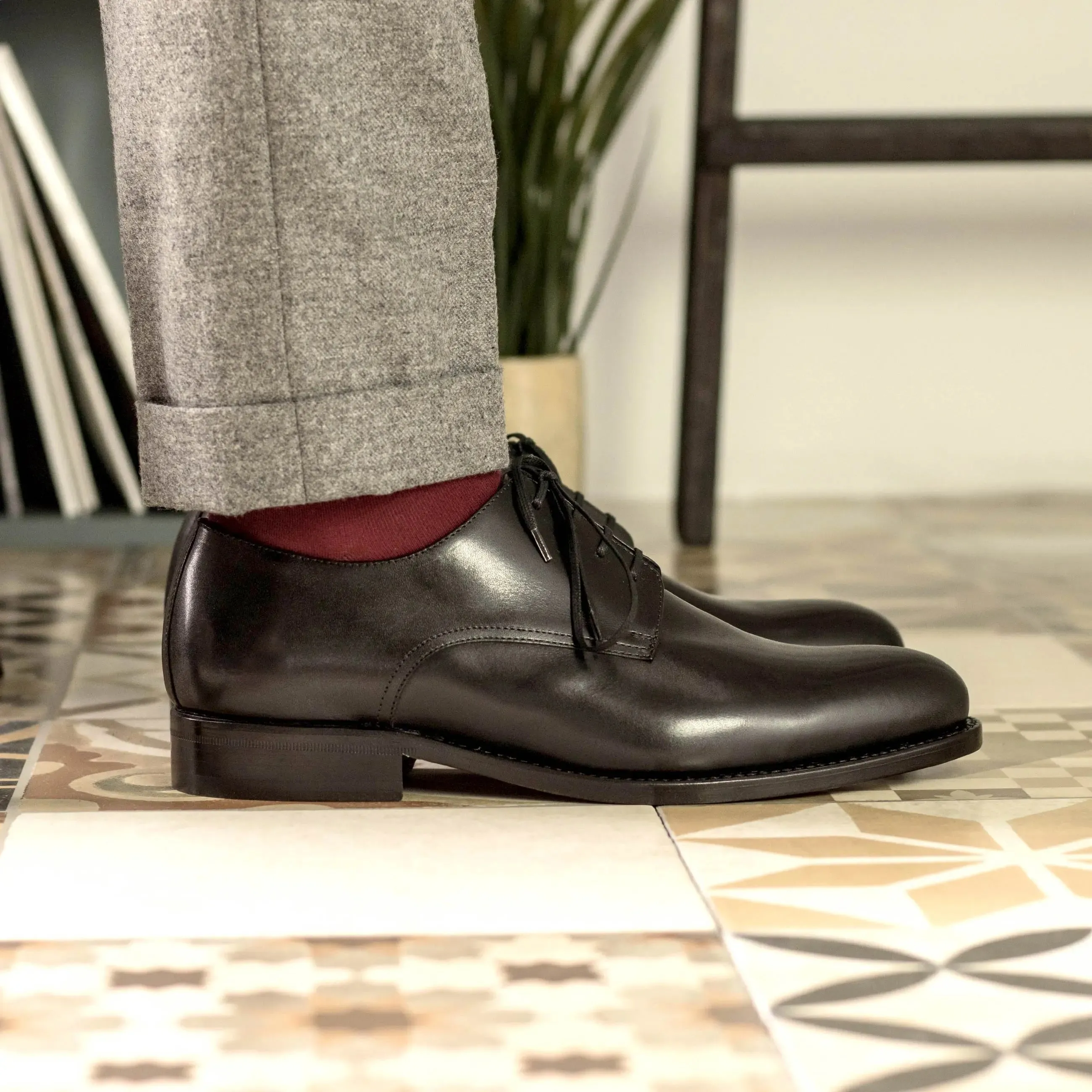 DapperFam Vero in Black Men's Italian Leather Derby