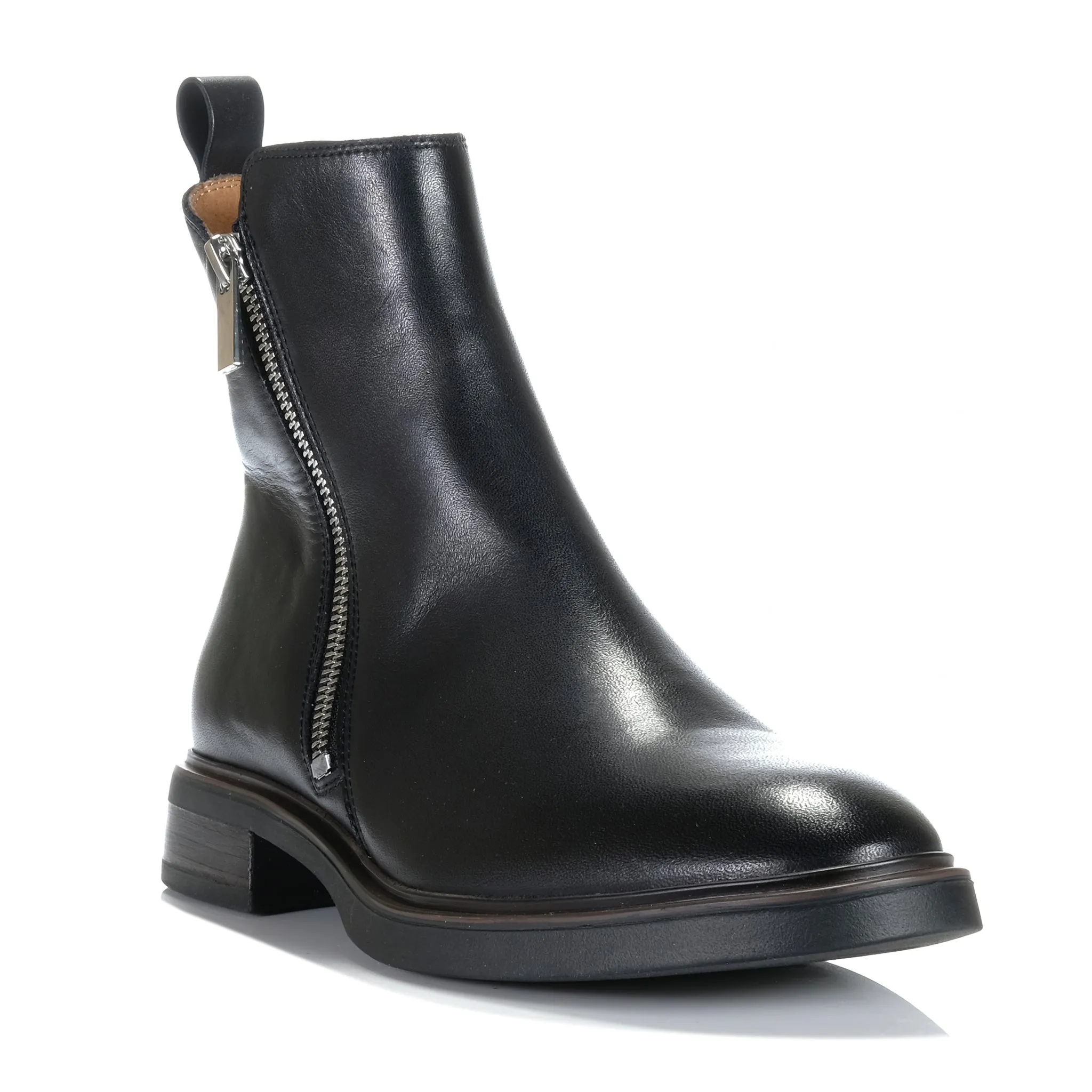 EOS Blaine Black