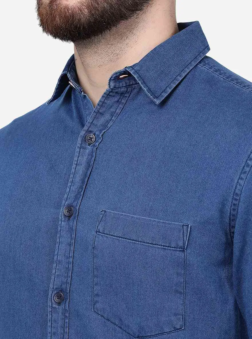 Indigo Blue Solid Slim Fit Casual Shirt | JadeBlue