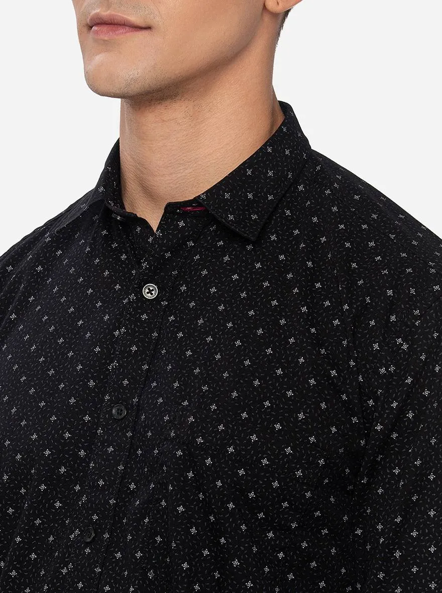 Jet Black Printed Slim Fit Casual Shirt | Greenfibre