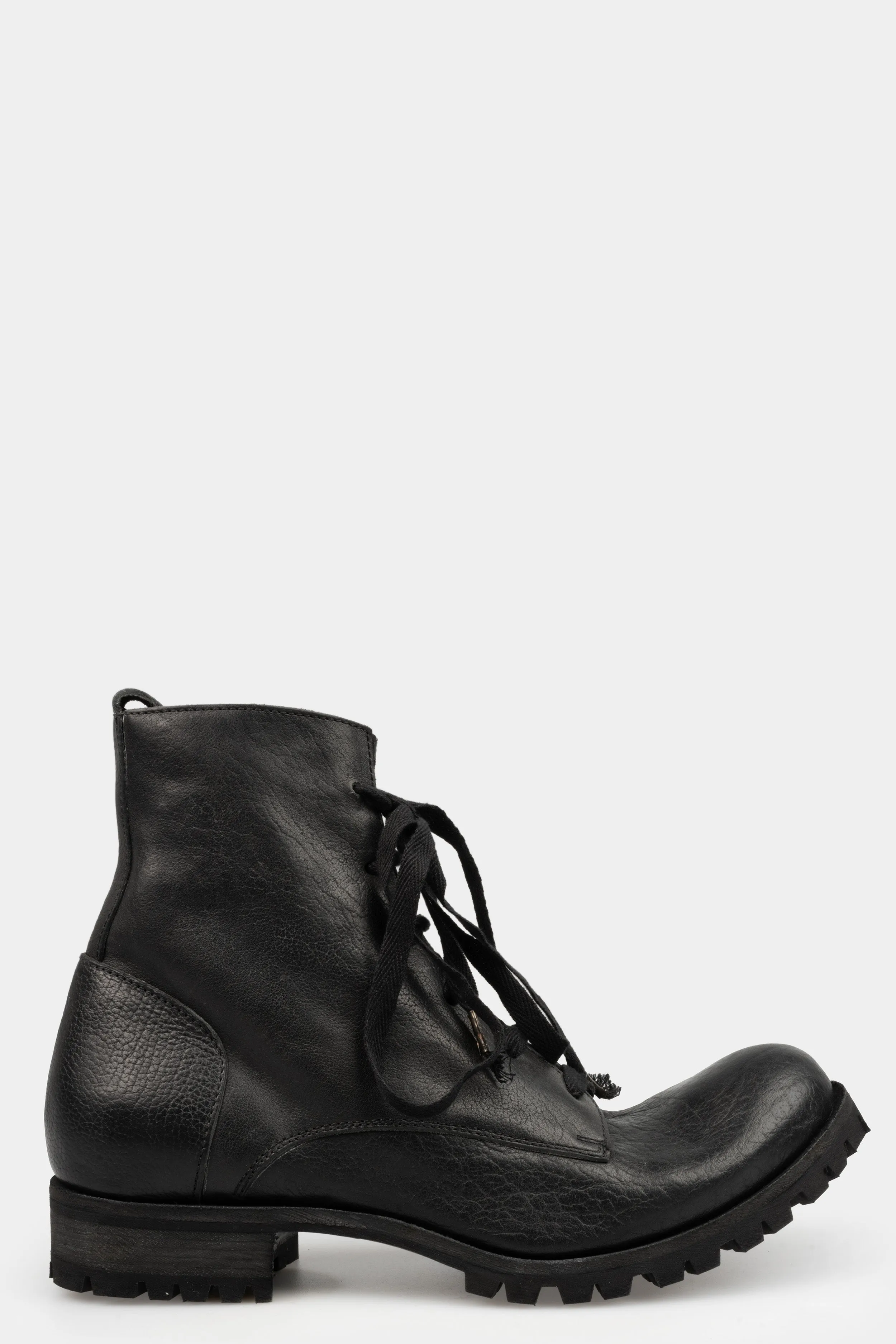 Laced calf leather ankle boots
