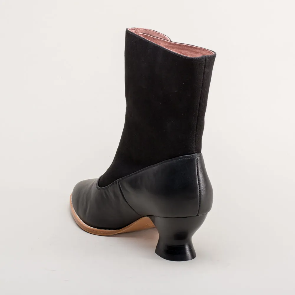 Manhattan Victorian Cloth-Top Button Boots (Black)