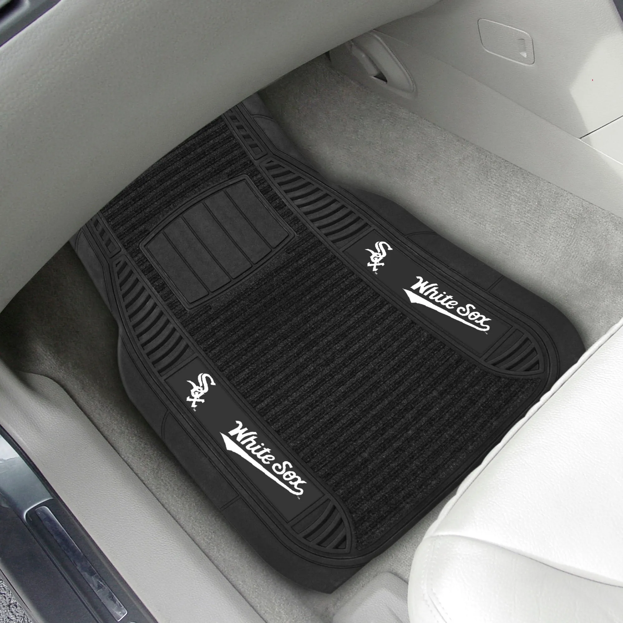 MLB - Chicago White Sox 2-pc Deluxe Car Mat Set