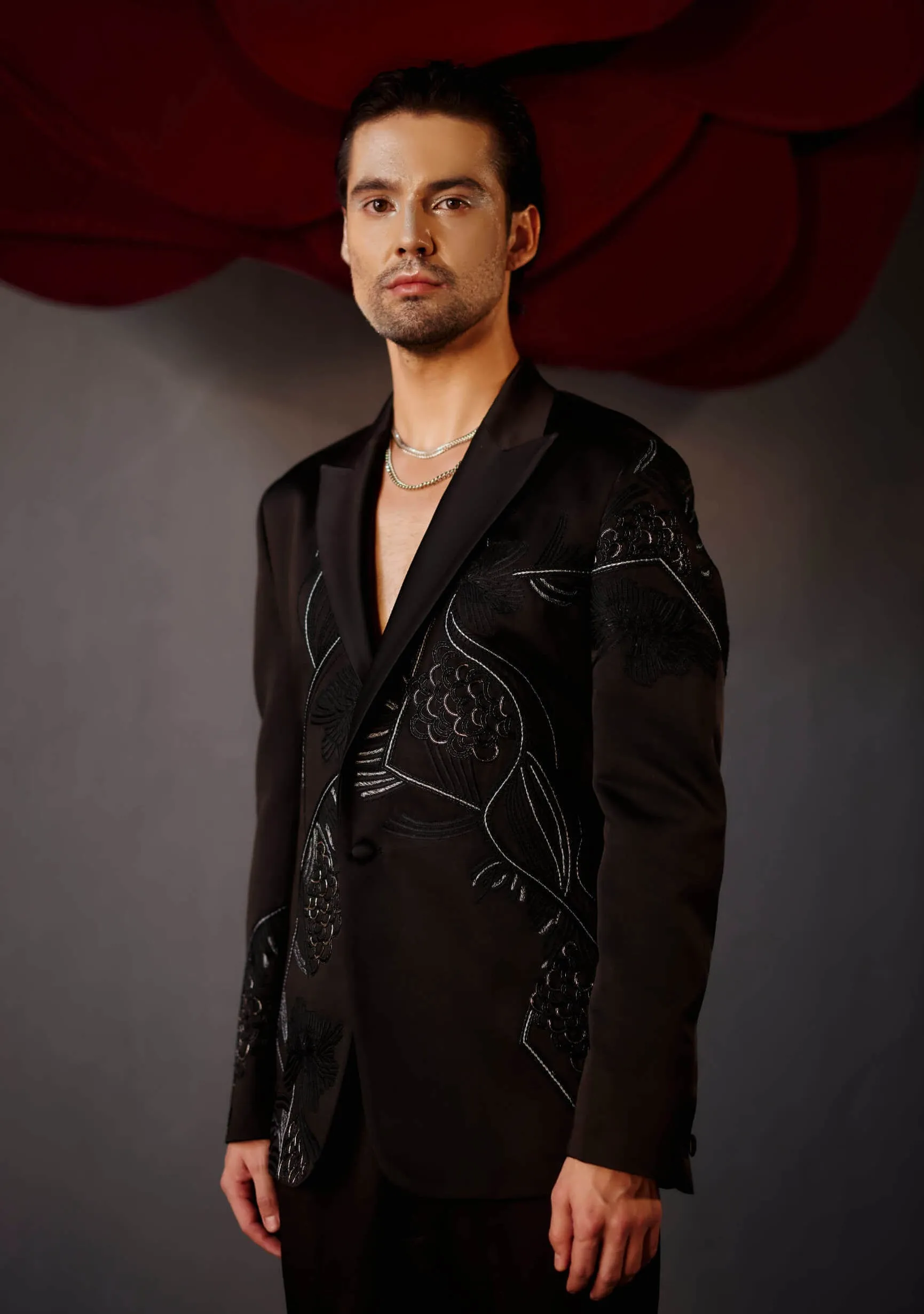 Pique black tuxedo set