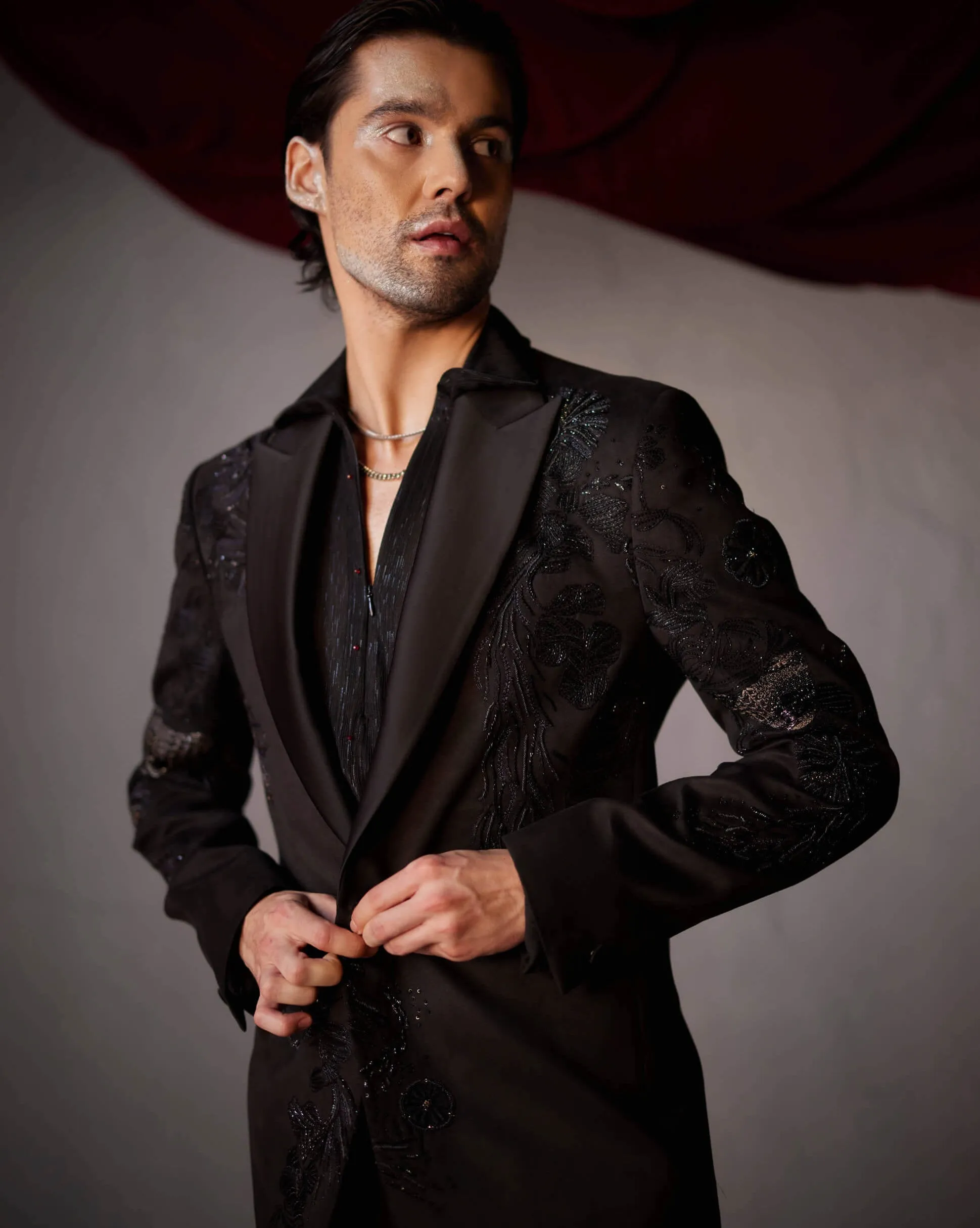 Pitch black tuxedo set