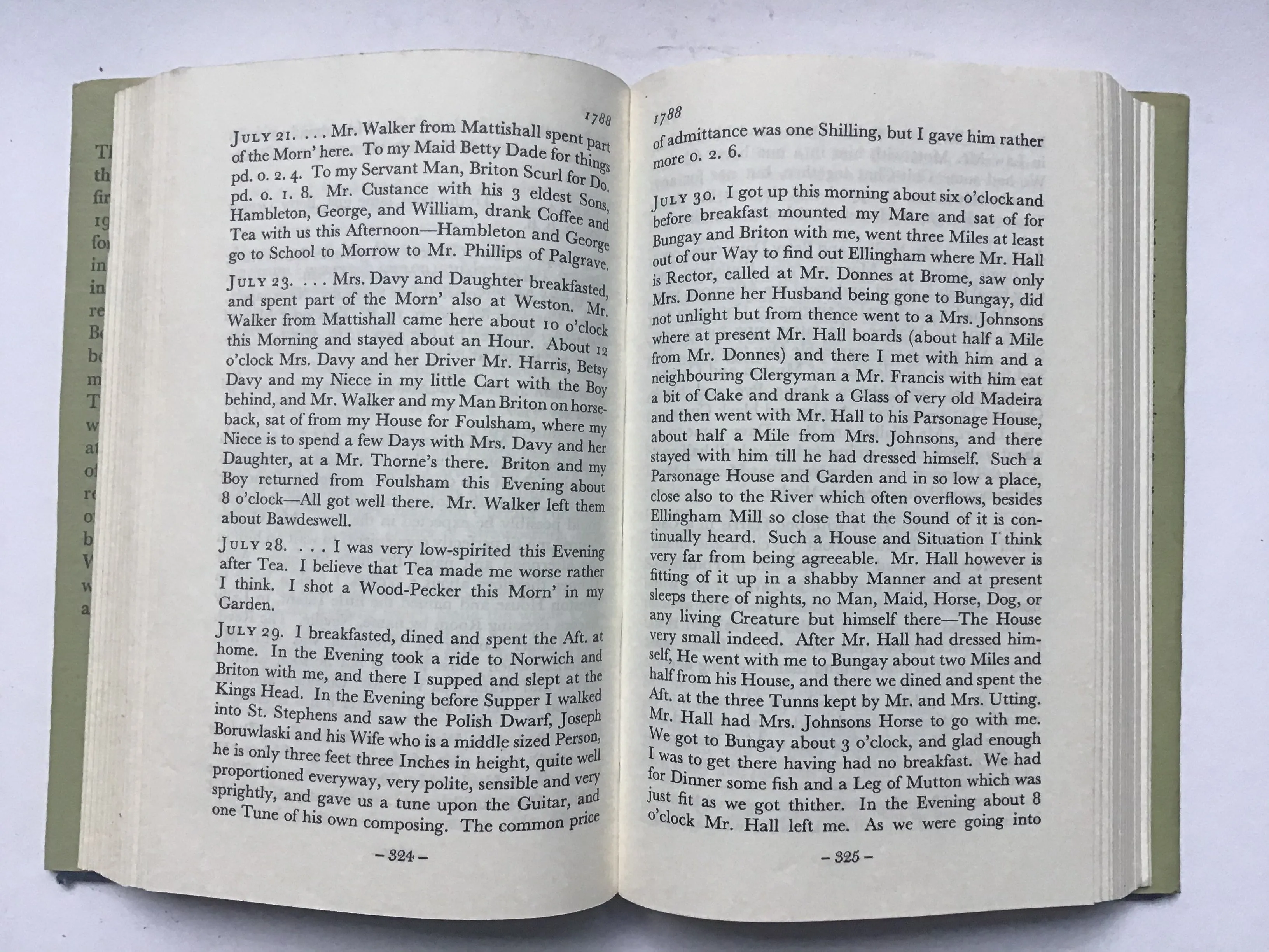 The Diary of a Country Parson 1758-1802 by James Woodforde