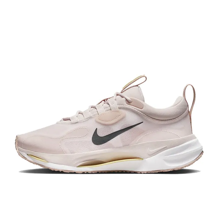 W NIKE SPARK
