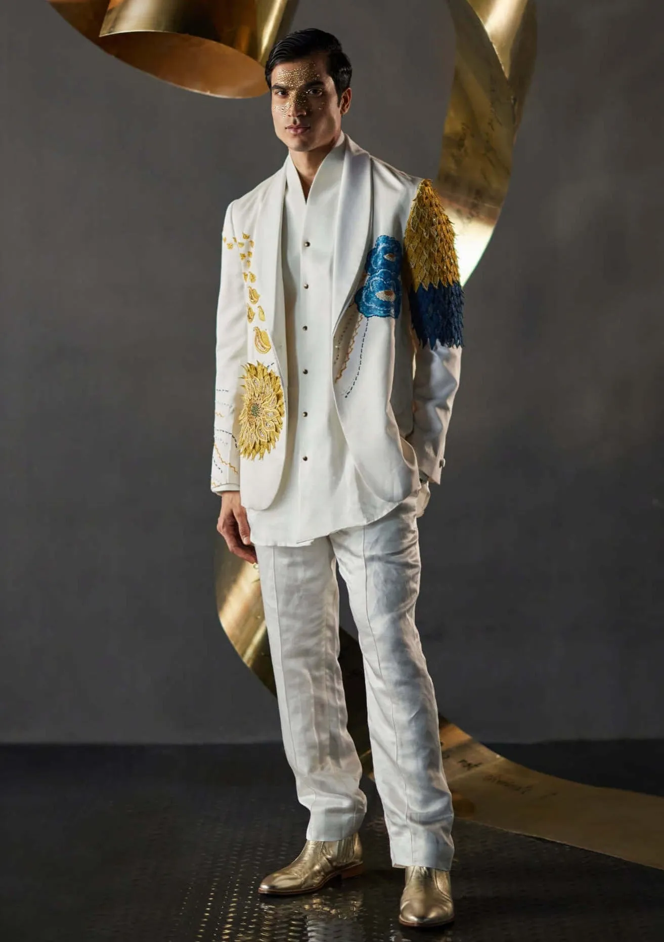White petals gala ivory blazer set