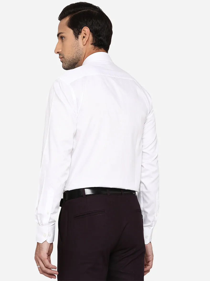 White Solid Regular Fit Formal Shirt | JadeBlue
